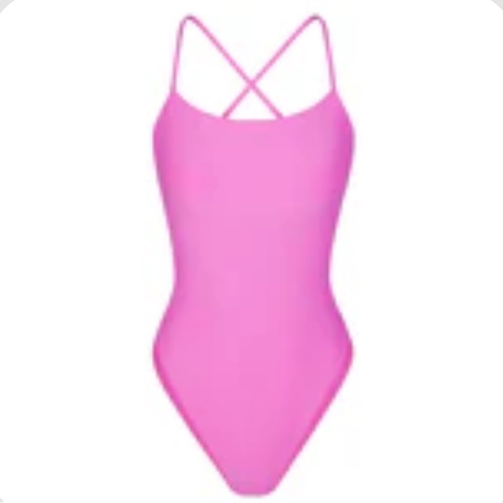 SKIMS SIGNATURE SWIM CAMI ONE PIECE